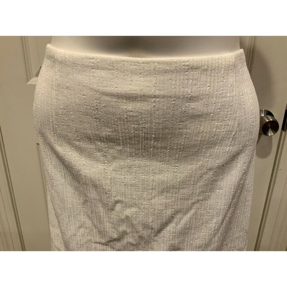 Nanette Lepore White Pleated Pencil Skirt, Size 10 - NWT! $278.00 - Picture 2 of 7